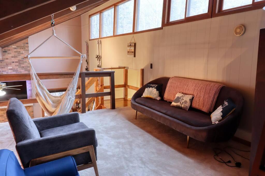 4-Bedroom+Loft-Sauna-Pool Table-Bar-2 Fireplaces Basye 外观 照片